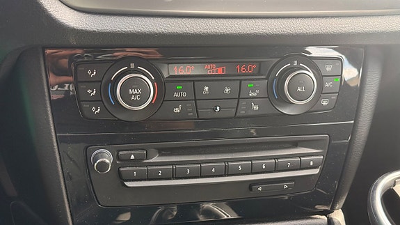 BMW X1 19 of 30