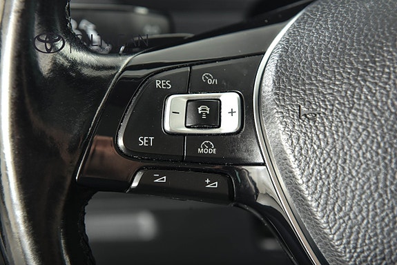 Volkswagen Tiguan 15 of 22