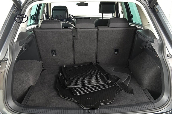 Volkswagen Tiguan 11 of 22