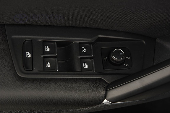 Volkswagen Tiguan 13 of 22