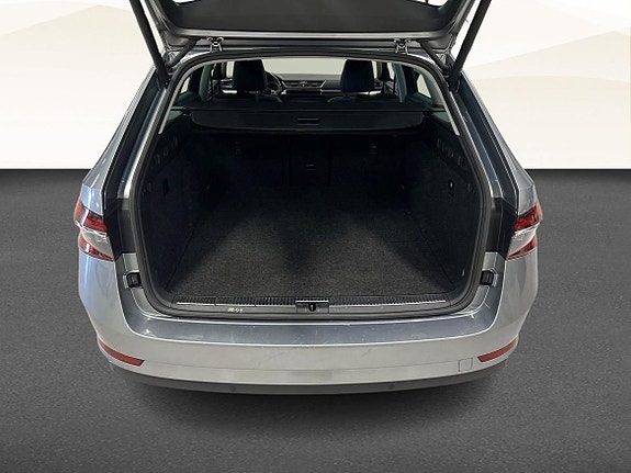 Skoda Superb 13 of 20