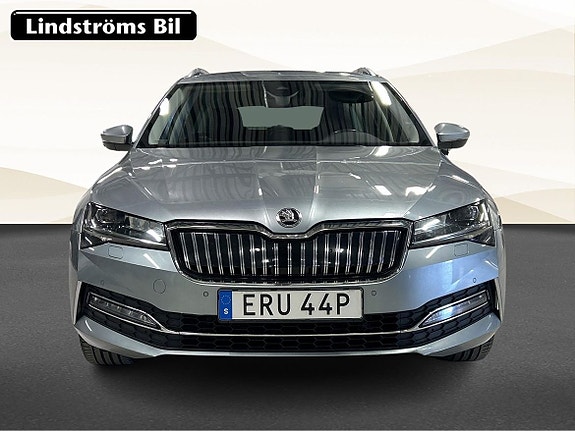 Skoda Superb 9 of 20