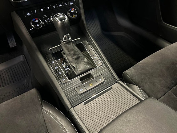 Skoda Superb 18 of 20