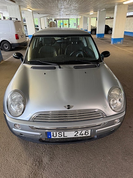 MINI Cooper 3 of 14