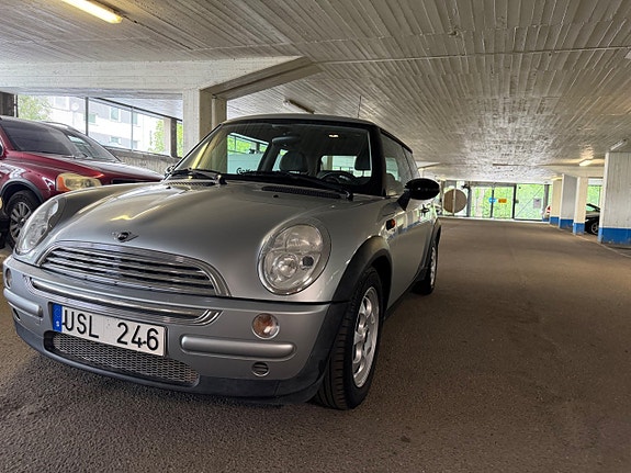 MINI Cooper 2 of 14