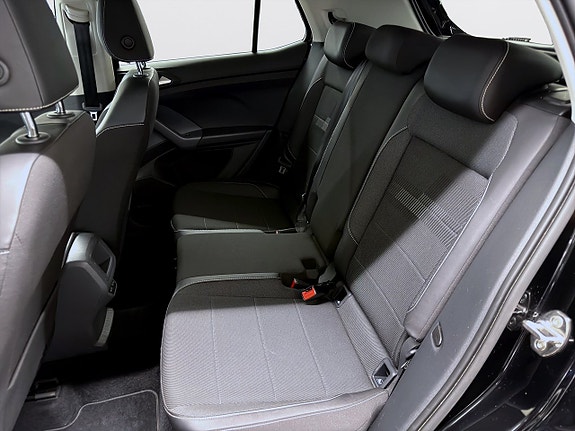 Volkswagen T-Cross 10 of 14