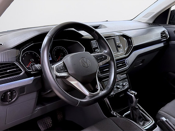 Volkswagen T-Cross 9 of 14