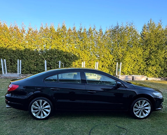 Volkswagen Passat CC 7 of 8