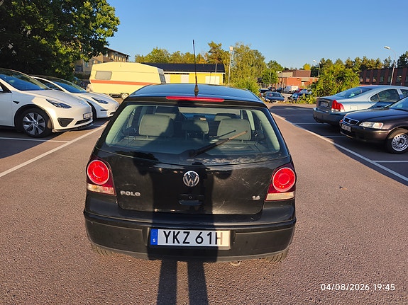 Volkswagen Polo 4 of 8