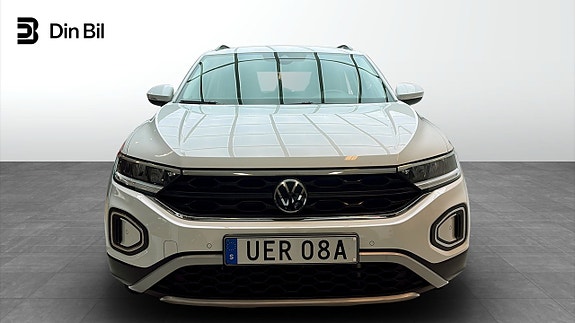 Volkswagen T-Roc 4 of 13