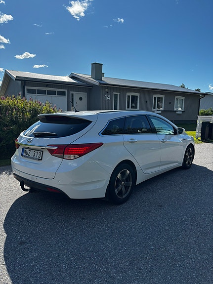 Hyundai i40 3 of 5