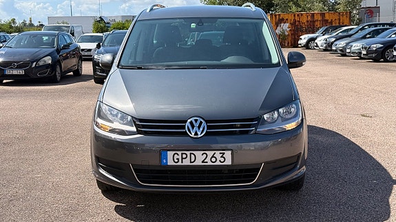 Volkswagen Sharan 2 of 30