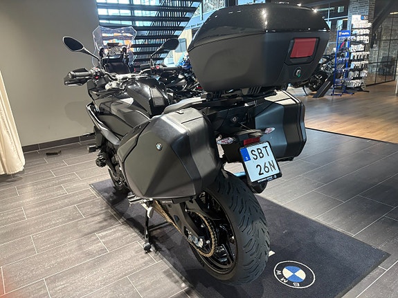 BMW S1000XR/3st väskor/Akrapovic/Chassisänkt 5 of 13
