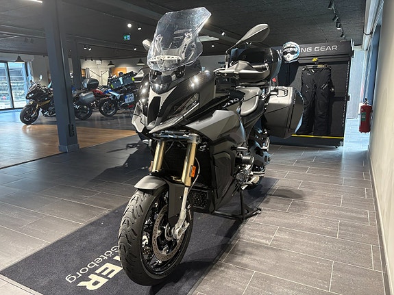 BMW S1000XR/3st väskor/Akrapovic/Chassisänkt 4 of 13