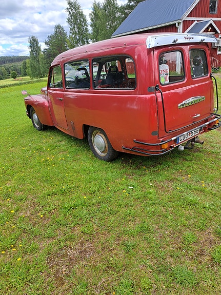 Volvo P210 2 of 11