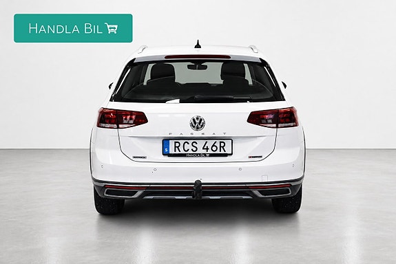 Volkswagen Passat Alltrack 6 of 17