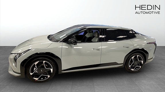 Kia EV4 4 of 12