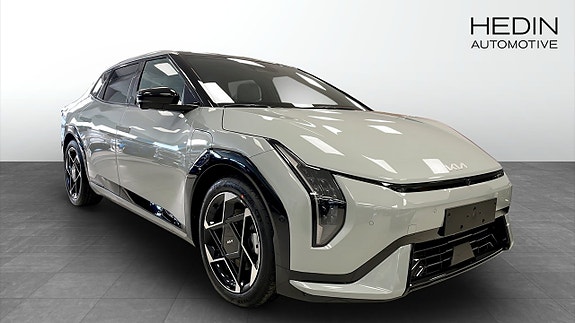 Kia EV4 3 of 12