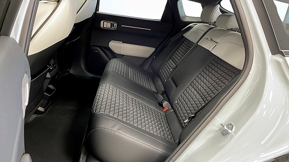 Kia EV4 9 of 12