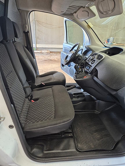 Renault Kangoo Express 8 of 8