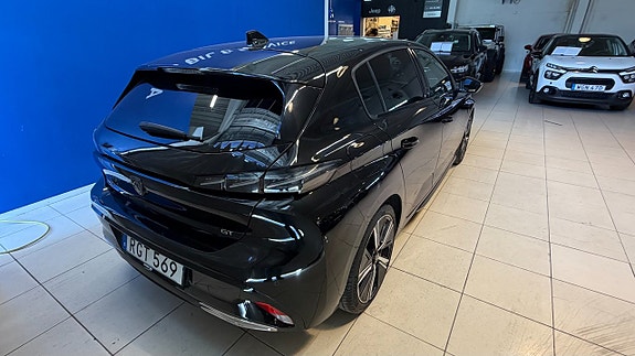 Peugeot 308 3 of 9
