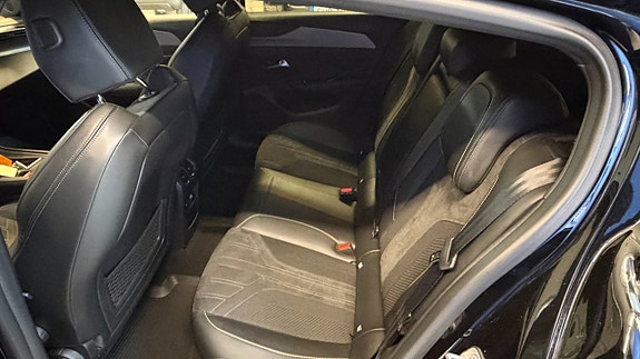 Peugeot 308 5 of 9