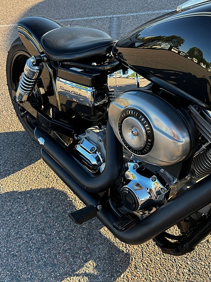 Harley-Davidson Super Glide Custom 8 of 11
