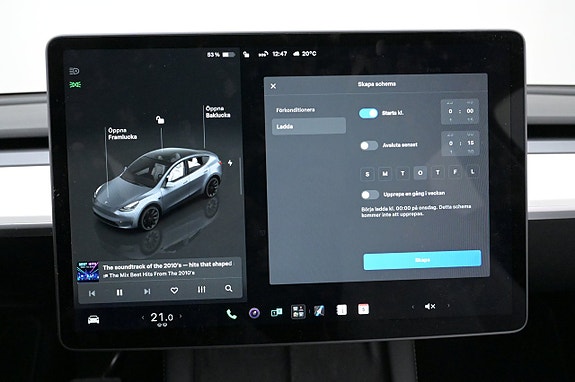 Tesla Model Y 16 of 27
