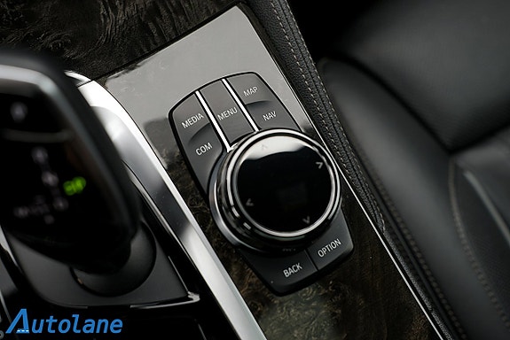 BMW M550i 28 of 30