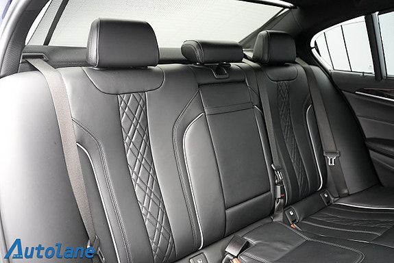 BMW M550i 20 of 30