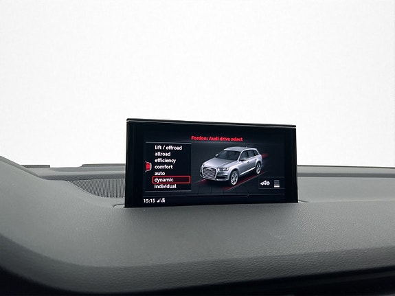 Audi SQ7 25 of 30