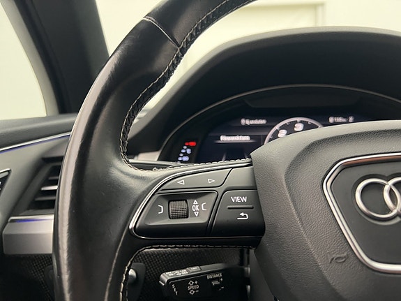 Audi SQ7 28 of 30