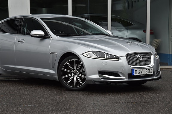 Jaguar XF 3 of 21