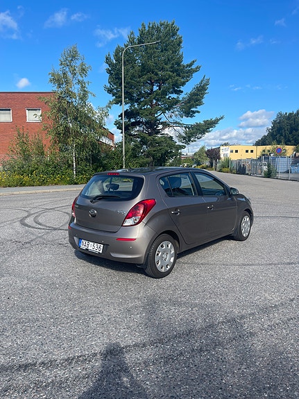 Hyundai i20 5 of 20