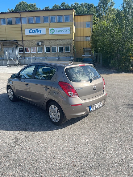 Hyundai i20 7 of 20