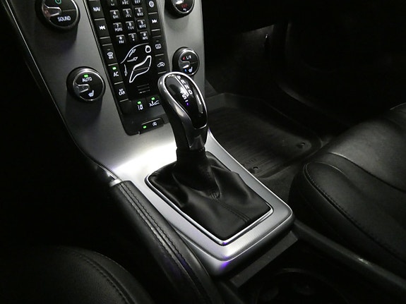 Volvo V40 20 of 24
