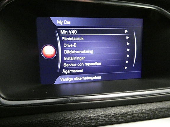 Volvo V40 23 of 24