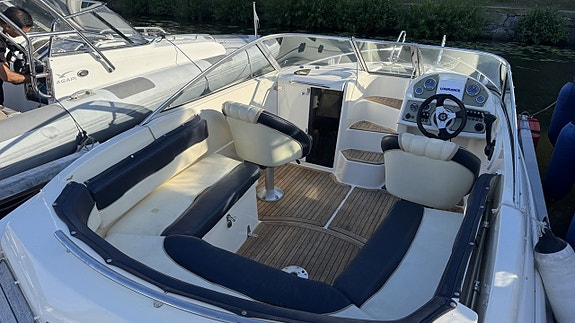 Bella 640 DC / Mercruiser 4,3 MPI -11 3 of 10