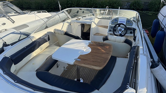 Bella 640 DC / Mercruiser 4,3 MPI -11 2 of 10