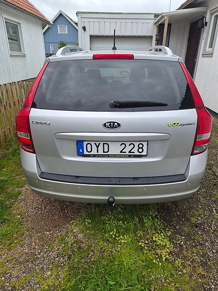 Kia Ceed 2 of 5