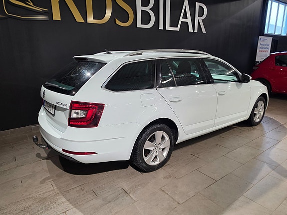 Skoda Octavia 5 of 15
