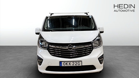 Opel Vivaro 8 of 10