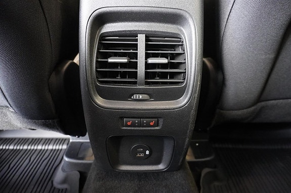 Ford Kuga 4 of 13