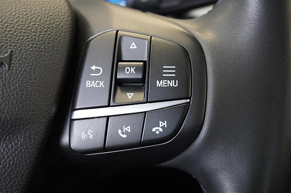 Ford Kuga 7 of 13