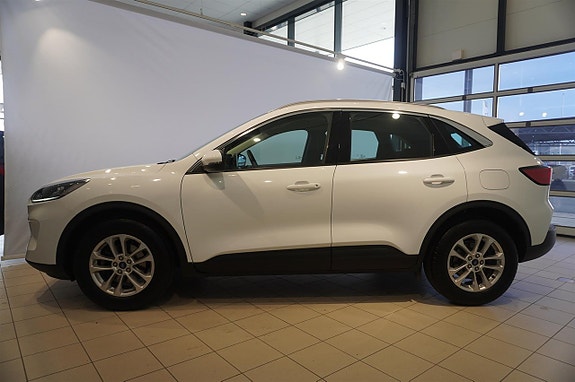 Ford Kuga 3 of 18