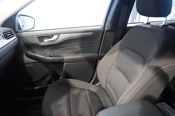 Ford Kuga 15 of 18