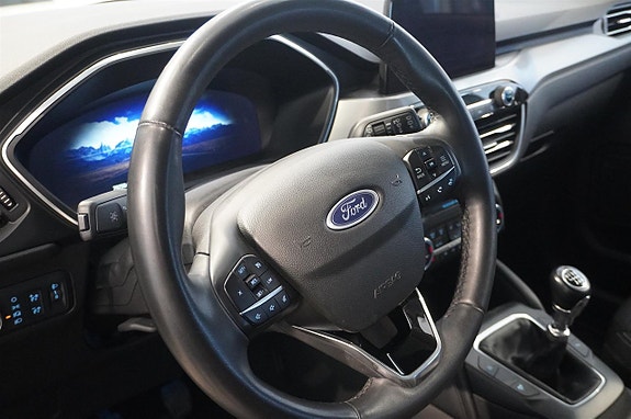 Ford Kuga 9 of 18