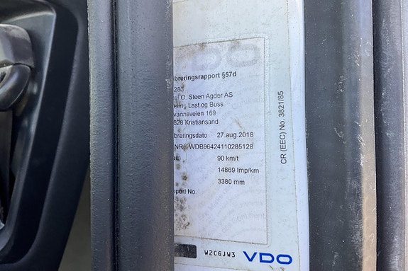 Mercedes AROCS 3235 8x4 19 of 27