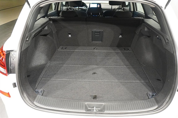 Hyundai i30 11 of 12