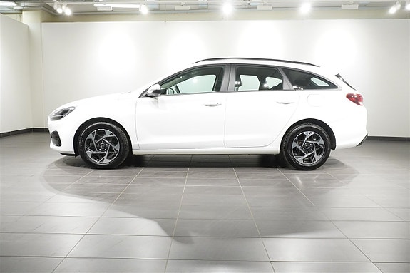 Hyundai i30 4 of 12